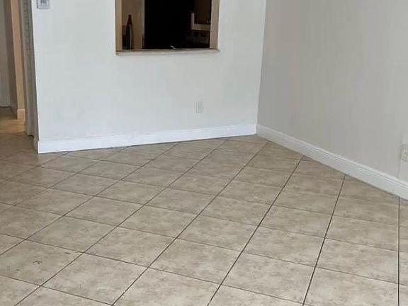 5th image of 15601 NW 7th Ave
