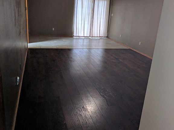 3rd image of 10620 N Kelley Ave