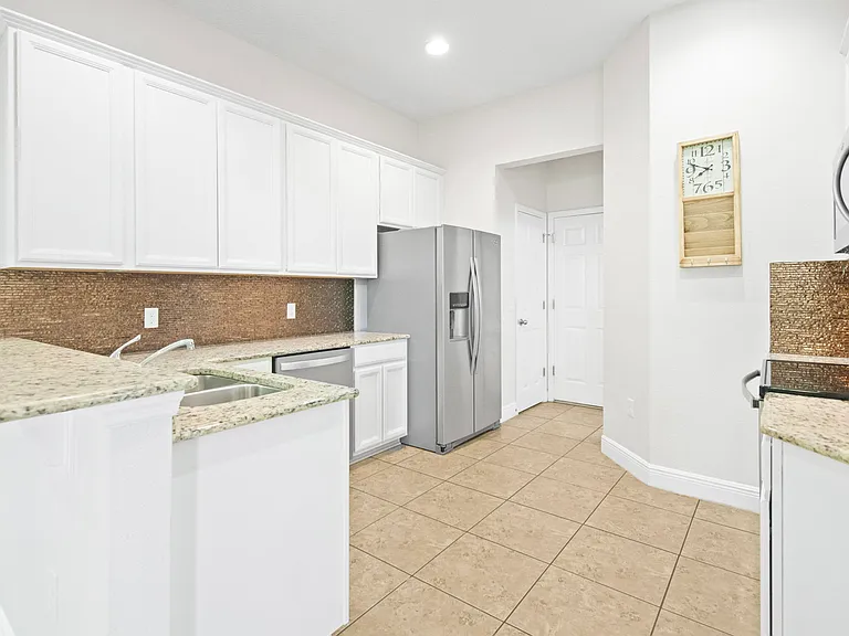 9306 Mira Valle Ln — Photo 14