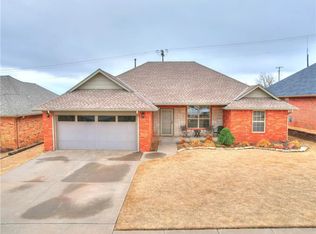 2631 Kadlan Dr, El Reno, OK 73036