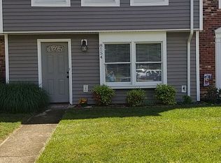 8154 Clovertree Ct, North Chesterfield, VA 23235