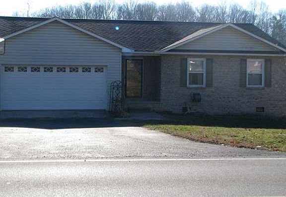 4th image of 887 Isabell Dr