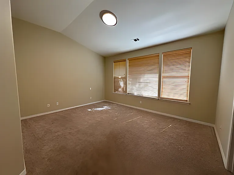 725 Asilo — Photo 18