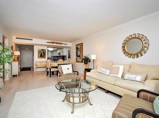 280 2nd Ave S APT 105, Naples, FL 34102