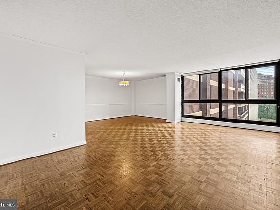 5th image of 4100 N Charles St Unit 803