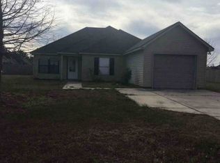28506 Holiday Dr, Ponchatoula, LA 70454