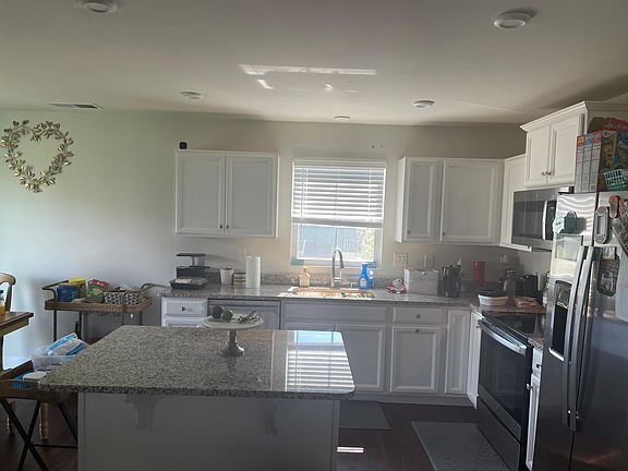 5th image of 506 Mifflin Way