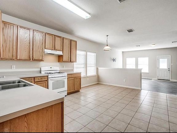 2nd image of 19511 Dusty Yaupon Ln