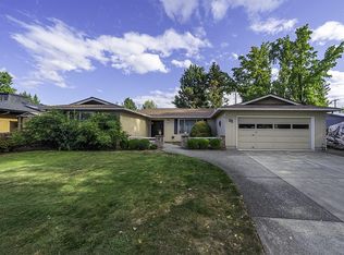 25 Donna Way, Central Pt, OR 97502