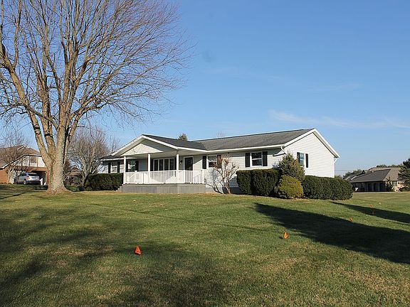 2nd image of 66402 Barrett Hill Rd