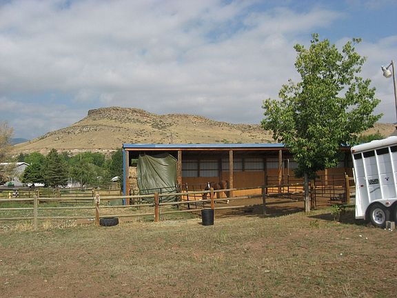 2nd image of 4409 Moccasin Cir