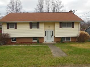 119 Frank St, Fayetteville, WV 25840