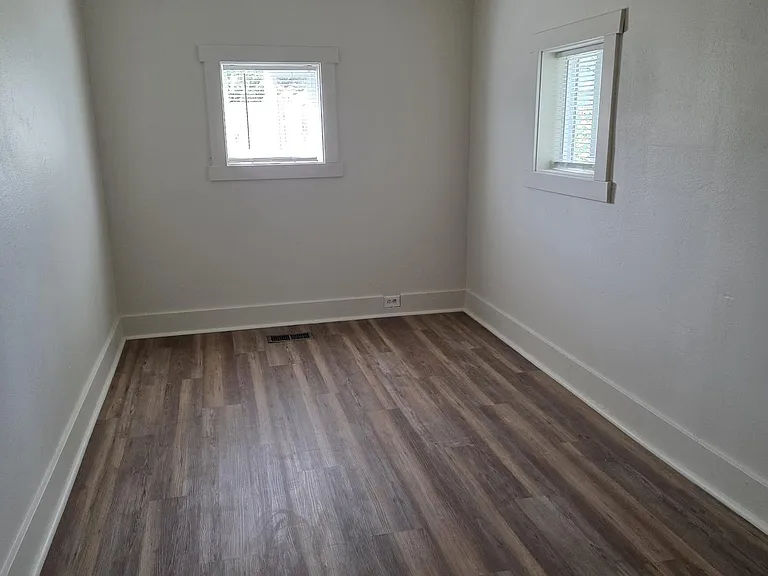 424 E Dalton Ave — Photo 5
