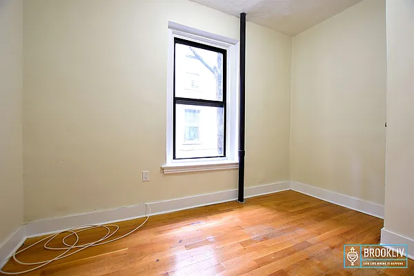 Rented by null | media 23