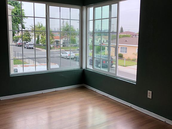 2nd image of 5415 Fishburn Ave #2
