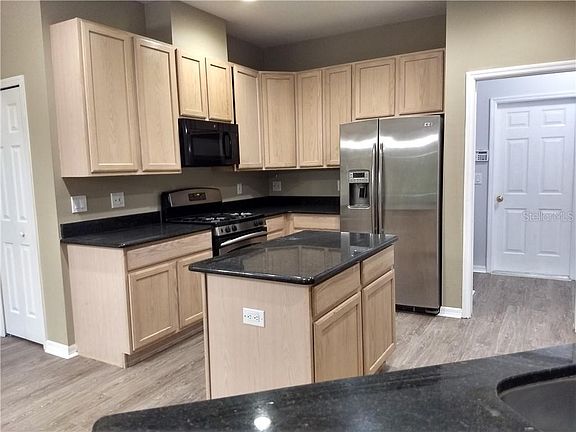 2nd image of 18217 Cypress Haven Dr
