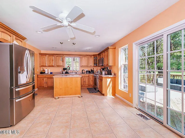 627 Eltone Rd — Photo 12