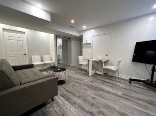 11A Saint Andrews Blvd, Toronto, ON M9R1V9