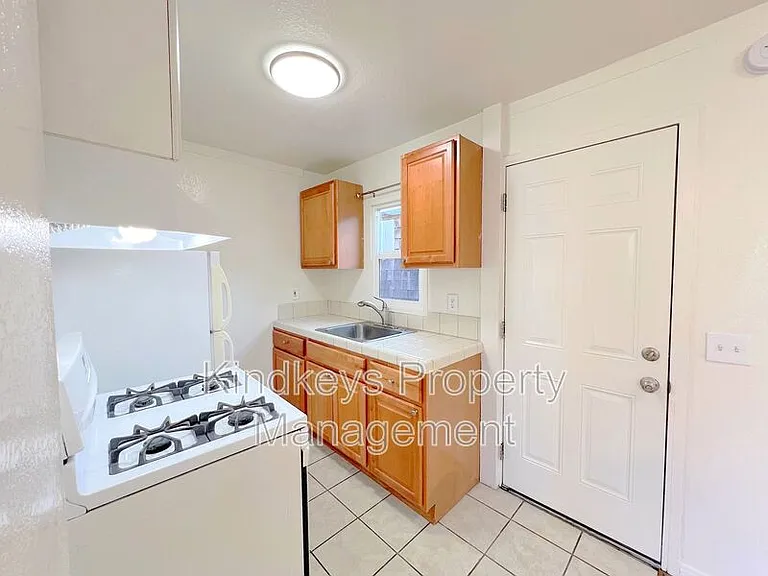 5044 Muir Ave — Photo 6