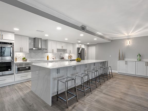 2nd image of 777 NE Bayshore Drive #705