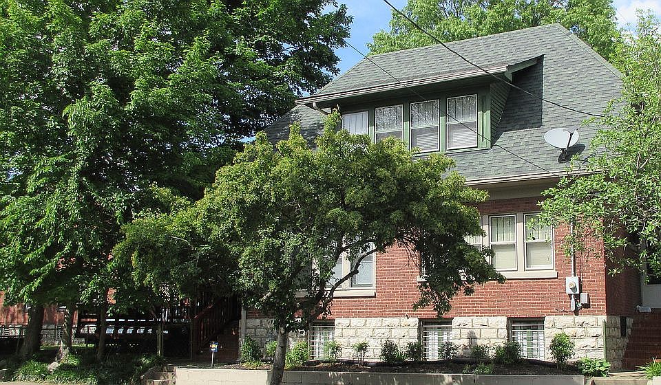 1st image of 1759 Fernwood Ave