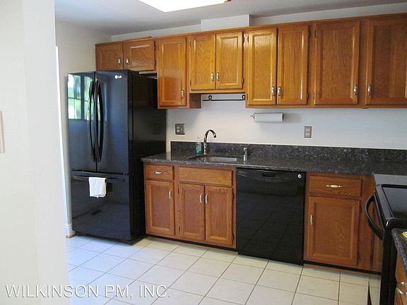 4th image of 6614 Greenleigh Ln