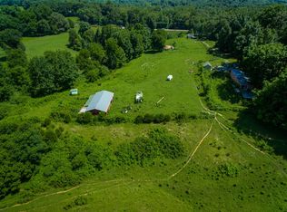 10712 McMinnville Hwy, Quebeck, TN 38579