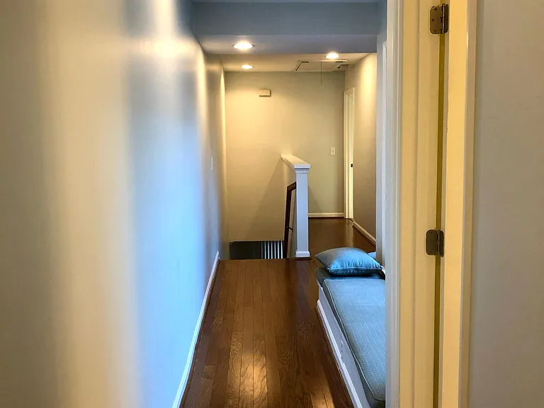 803 Greenleaf Ave — Photo 13
