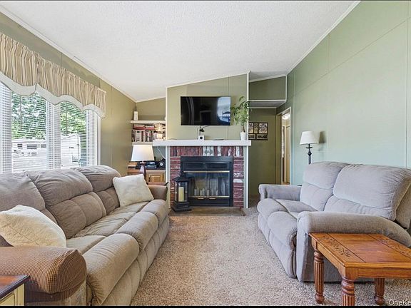 5th image of 83 Knapp Road