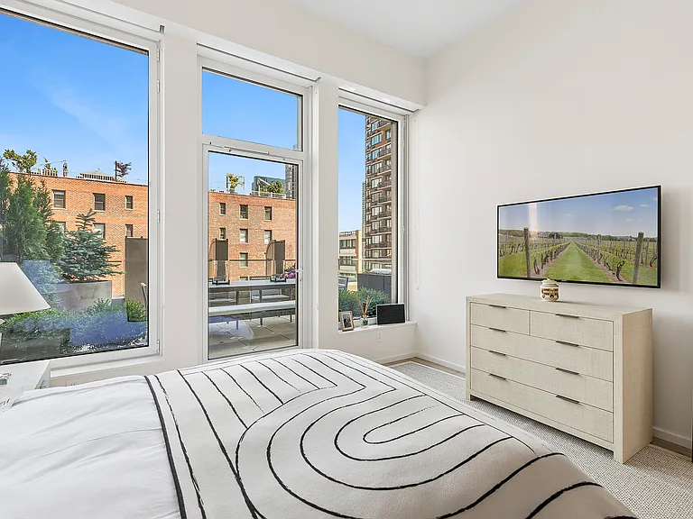 249 E 62nd St #9B — Photo 14