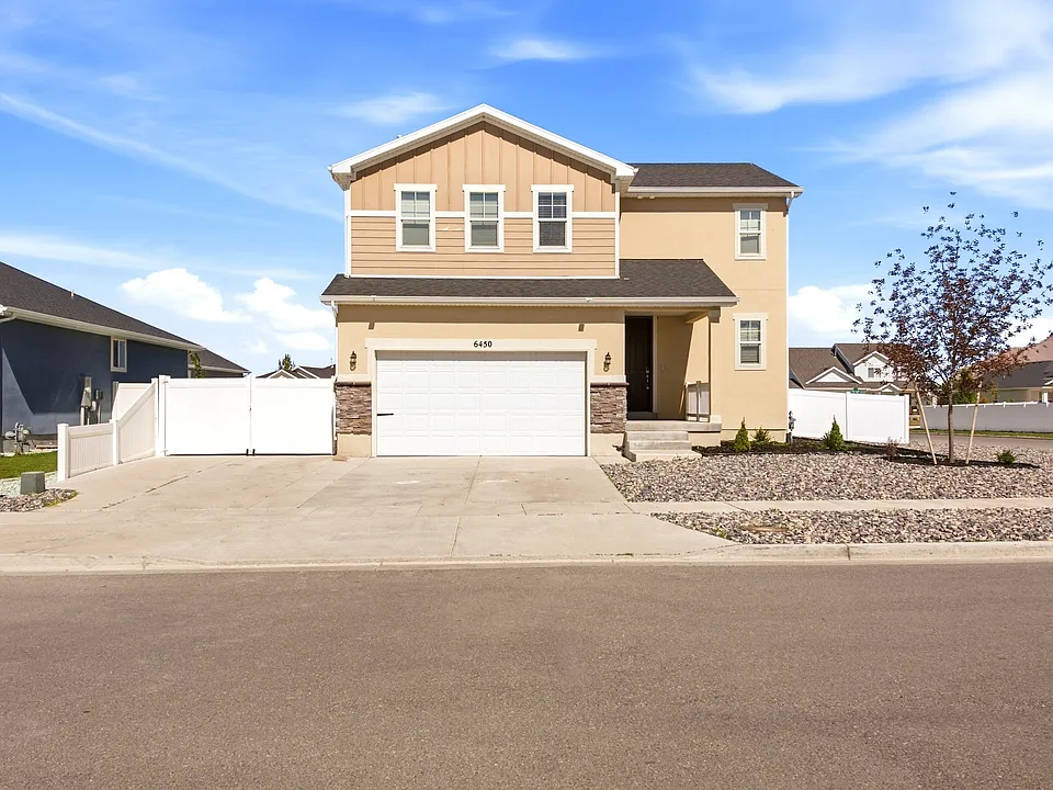 6450 Black Ridge Dr