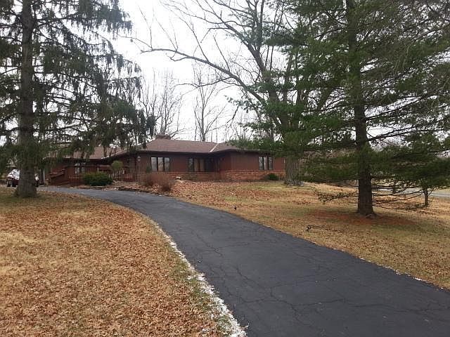 1st image of 3590 Shady Ln