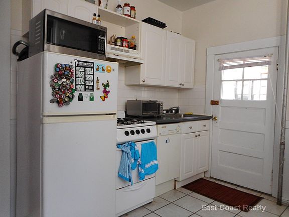 5th image of 294 Harvard St APT 5K
