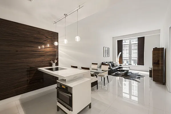 Rented by Compass | media 25