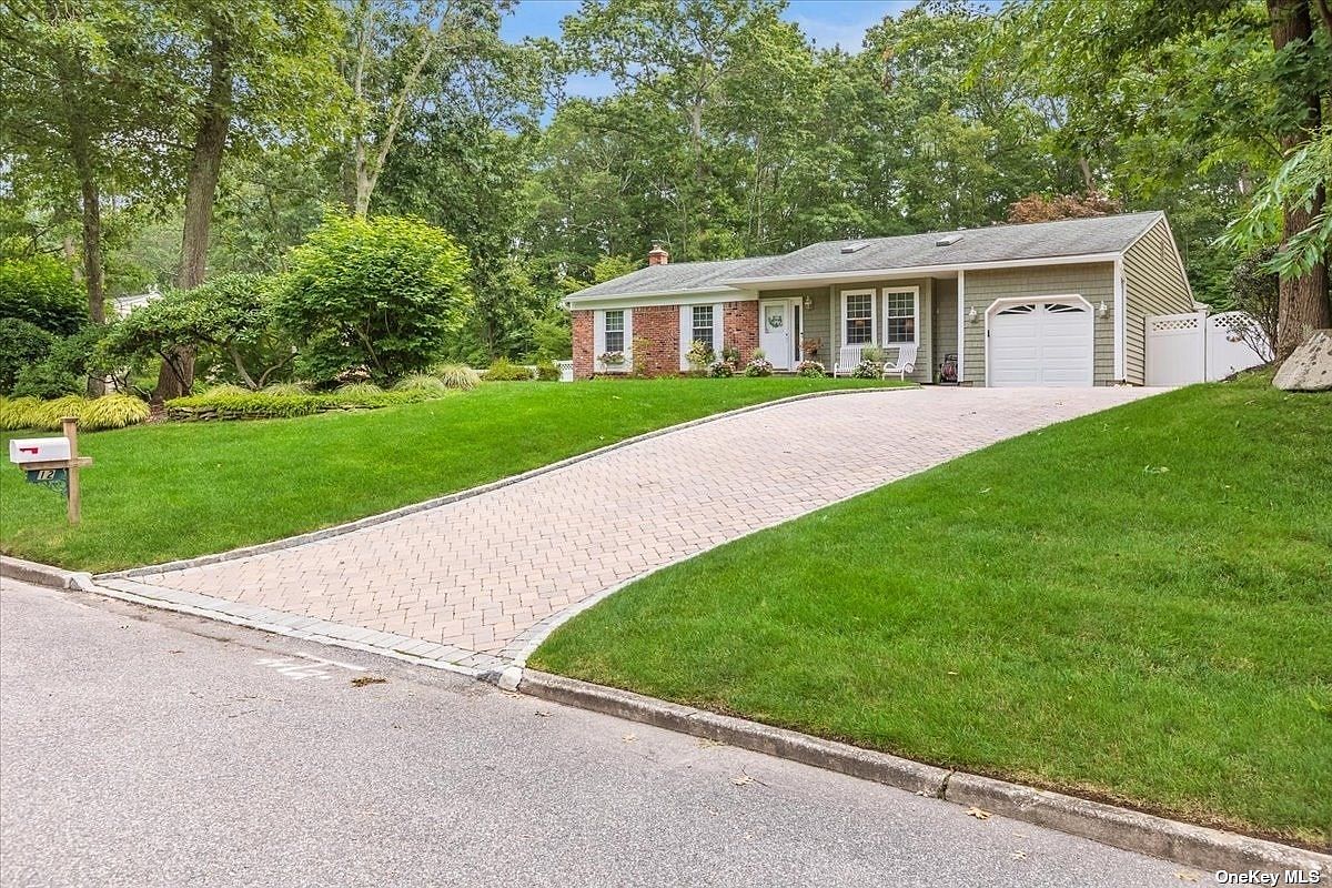 12 Kastal Drive, Ridge, NY 11961 Zillow