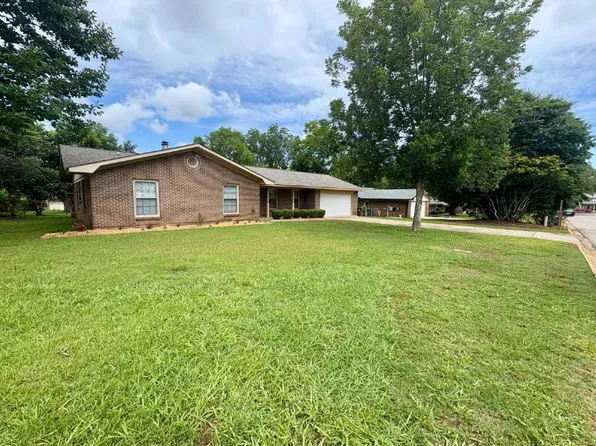 203 Coral Way, Enterprise, AL 36330