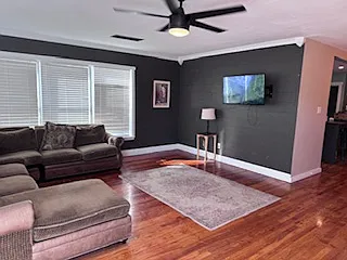 1506 N Alleghaney Ave — Photo 3