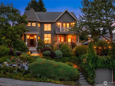 4709 52nd Avenue S, Seattle, WA, 98118