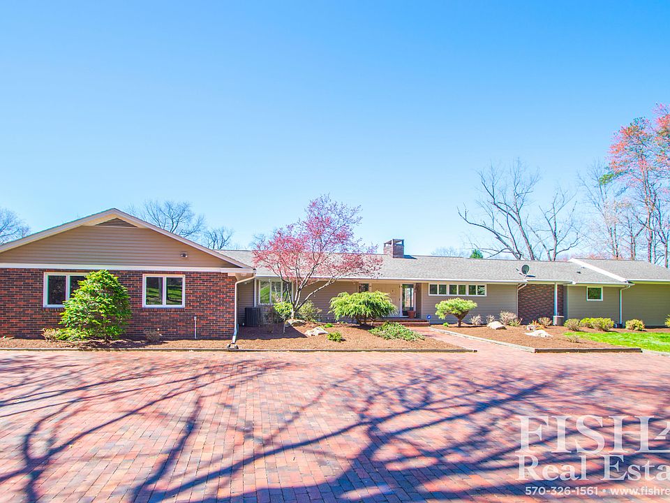2nd image of 30 Woodside Dr