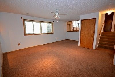 4th image of 16612 Paxton Ave