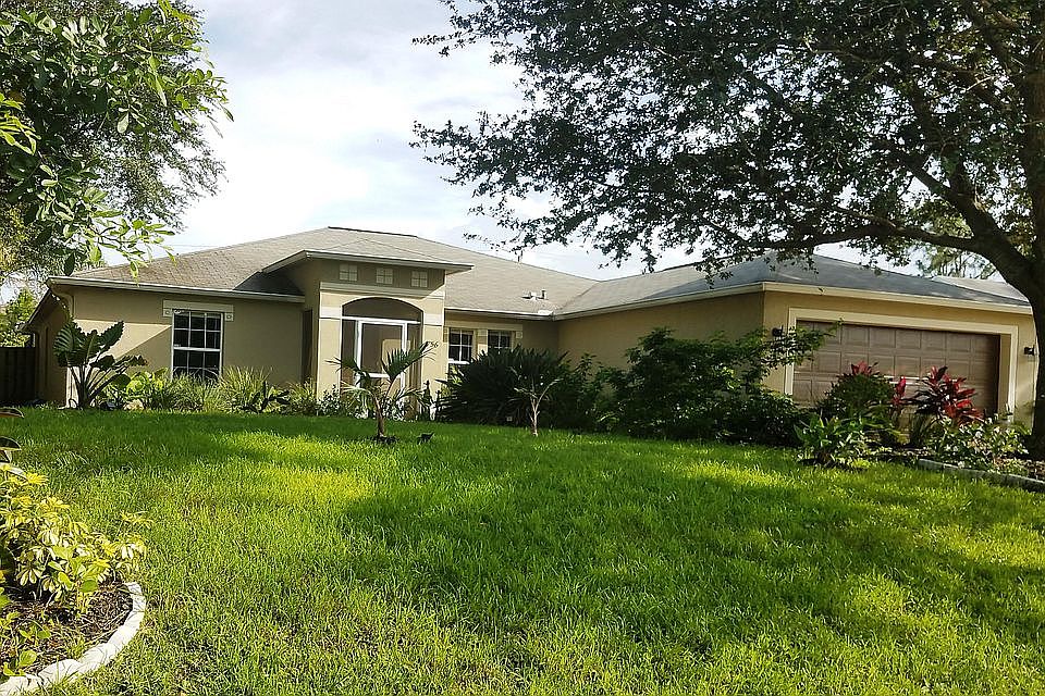 1st image of 756 Seven Gables Cir SE
