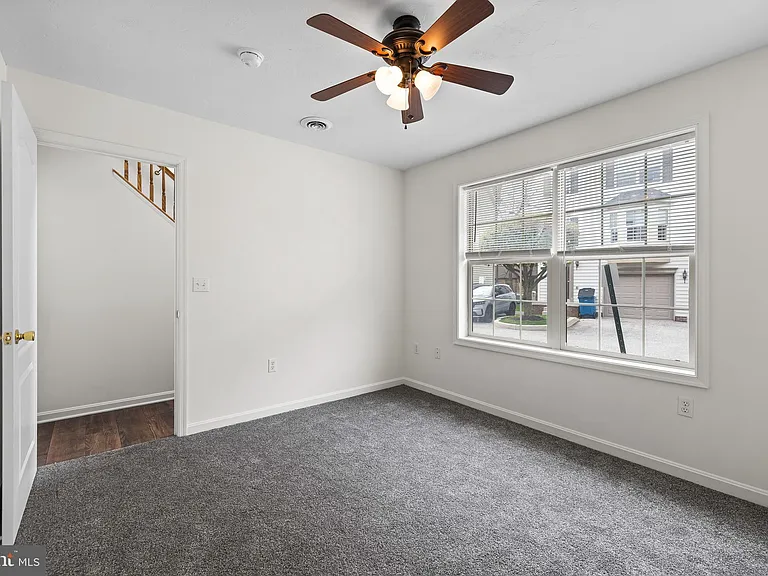 22 Shady Tree Ct — Photo 23
