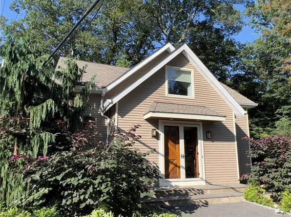 211 W Lake Boulevard, Mahopac, NY 10541