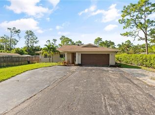 6130 Copper Leaf Ln, Naples, FL 34116