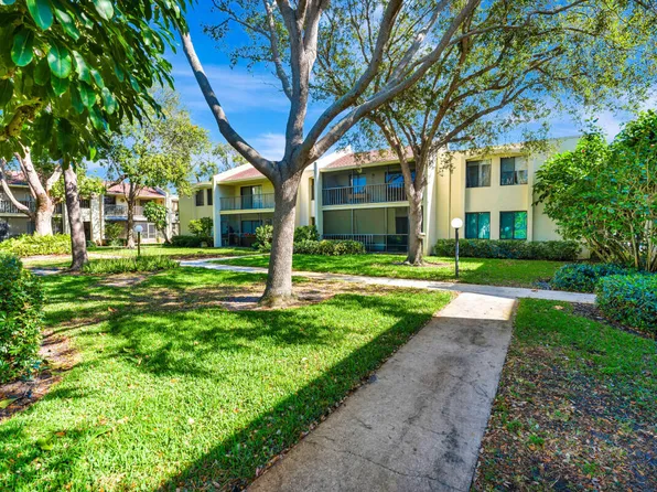 150 Pineview Road #L3, Jupiter, FL 33469