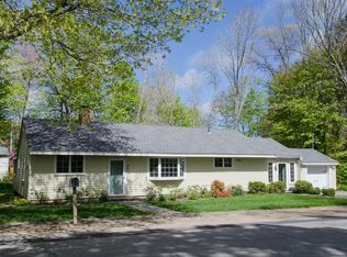 40 Orchard Rd, South Hamilton, MA 01982