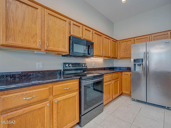 4th image of 2205 E Sausalito Trl