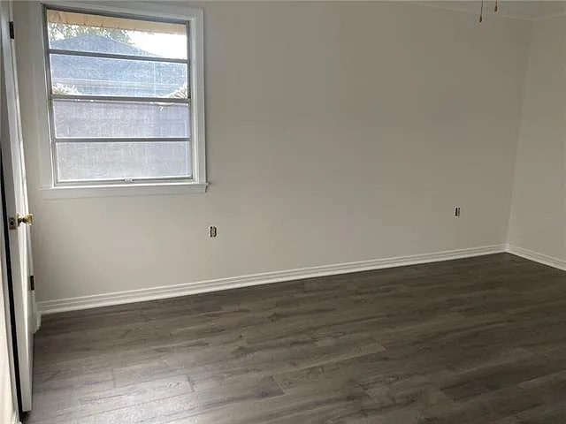 813 Andrews Ave — Photo 12