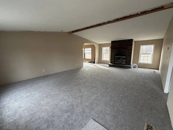 1950 County Road 375 N, Fairfield, IL 62837