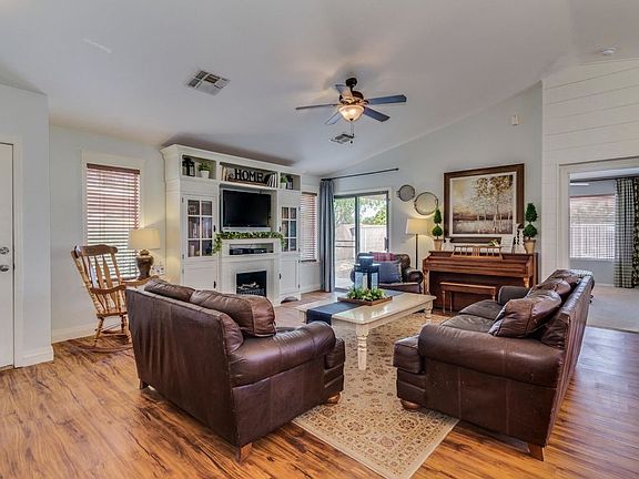 3rd image of 10790 W Robin Ln